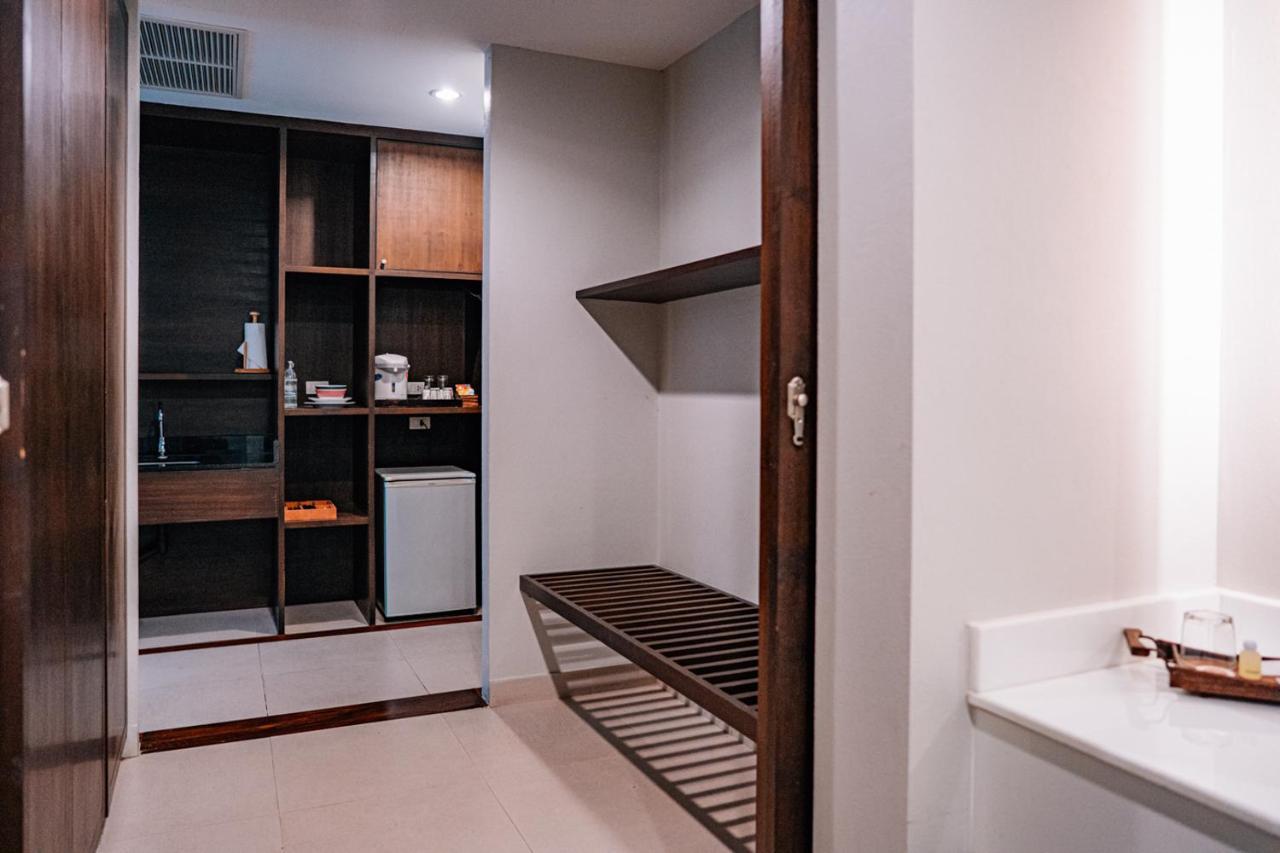 Ban Phai Inpawa Hotel מראה חיצוני תמונה
