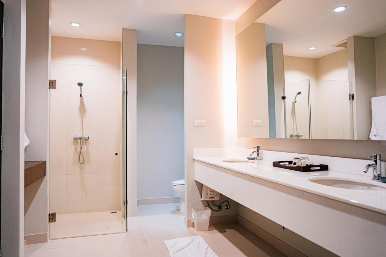 Ban Phai Inpawa Hotel מראה חיצוני תמונה