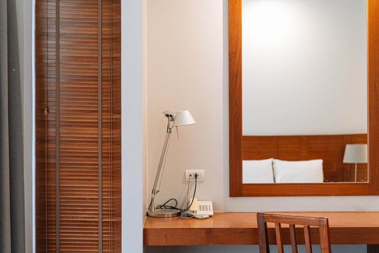 Ban Phai Inpawa Hotel מראה חיצוני תמונה